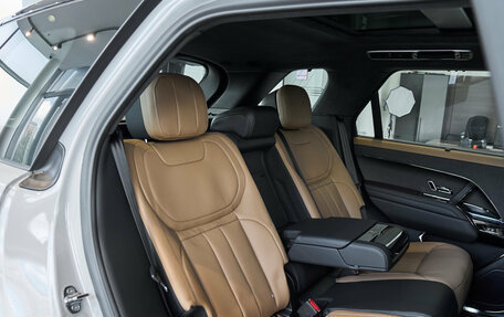 Land Rover Range Rover Sport, 2026 год, 18 700 000 рублей, 15 фотография