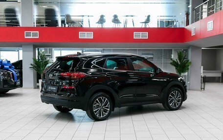 Hyundai Tucson III, 2020 год, 2 200 000 рублей, 2 фотография