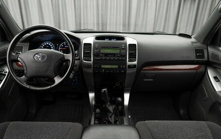 Toyota Land Cruiser Prado 120 рестайлинг, 2008 год, 1 990 000 рублей, 8 фотография