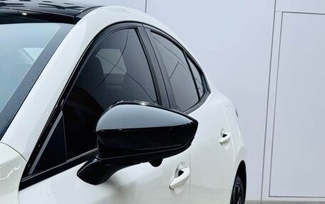 Mazda 3, 2022 год, 1 720 000 рублей, 9 фотография