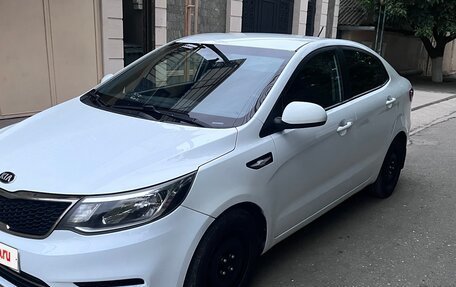 KIA Rio III рестайлинг, 2017 год, 715 000 рублей, 10 фотография