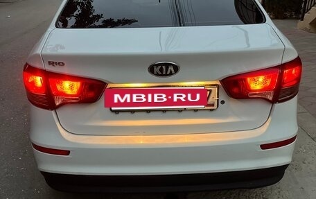 KIA Rio III рестайлинг, 2017 год, 715 000 рублей, 2 фотография
