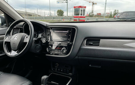 Mitsubishi Outlander III рестайлинг 3, 2020 год, 2 789 000 рублей, 9 фотография