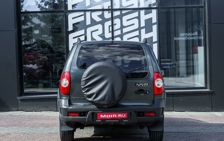 Chevrolet Niva I рестайлинг, 2012 год, 640 000 рублей, 4 фотография