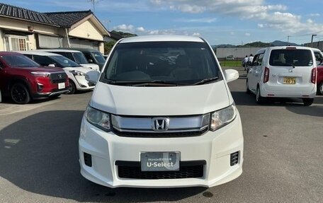 Honda Freed I, 2014 год, 850 000 рублей, 2 фотография