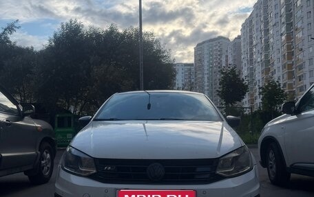 Volkswagen Polo VI (EU Market), 2018 год, 1 070 000 рублей, 1 фотография