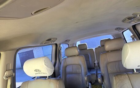 KIA Carnival III, 2004 год, 450 000 рублей, 8 фотография