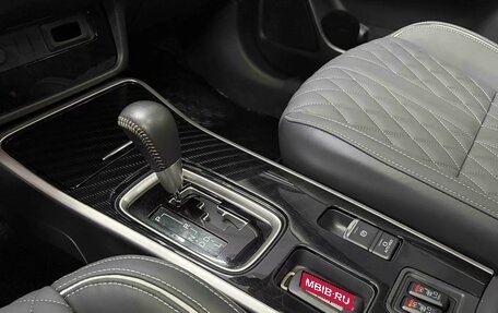Mitsubishi Outlander III рестайлинг 3, 2021 год, 2 015 000 рублей, 9 фотография
