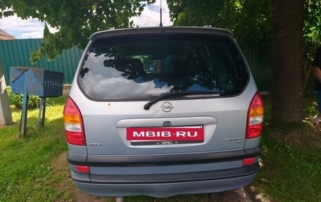 Opel Zafira A рестайлинг, 2002 год, 350 000 рублей, 8 фотография