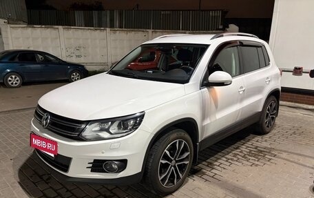 Volkswagen Tiguan I, 2012 год, 1 590 000 рублей, 2 фотография