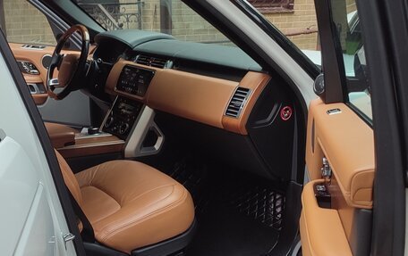Land Rover Range Rover IV рестайлинг, 2020 год, 9 700 000 рублей, 38 фотография