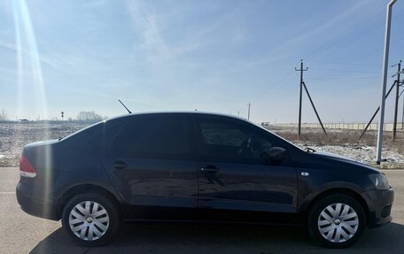 Volkswagen Polo VI (EU Market), 2011 год, 550 000 рублей, 2 фотография