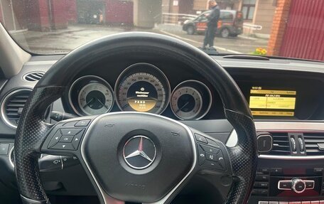 Mercedes-Benz C-Класс, 2011 год, 1 090 000 рублей, 3 фотография