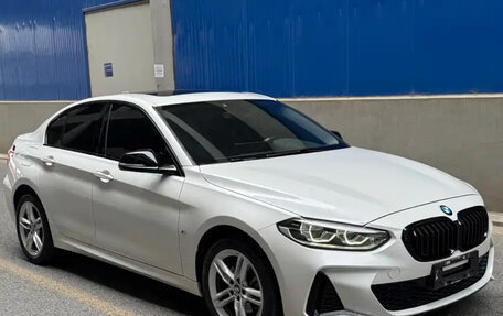 BMW 1 серия, 2023 год, 2 300 000 рублей, 3 фотография