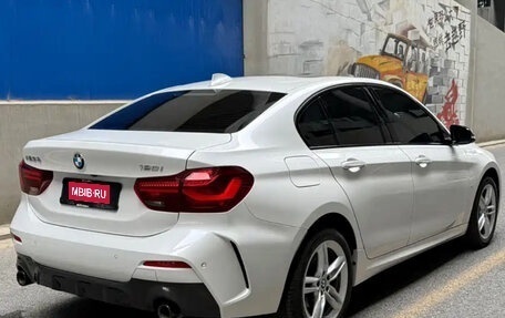 BMW 1 серия, 2023 год, 2 300 000 рублей, 7 фотография