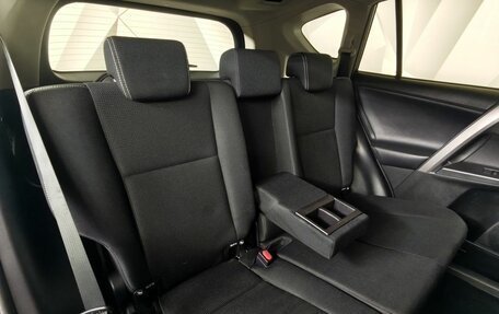 Toyota RAV4, 2015 год, 1 995 000 рублей, 12 фотография