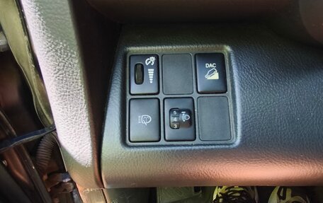 Toyota RAV4, 2012 год, 1 400 000 рублей, 15 фотография