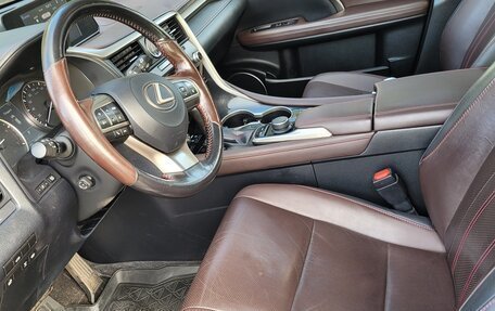 Lexus RX IV рестайлинг, 2017 год, 3 210 000 рублей, 10 фотография