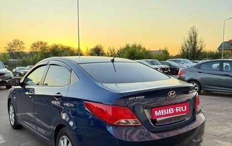 Hyundai Solaris II рестайлинг, 2015 год, 1 050 000 рублей, 7 фотография