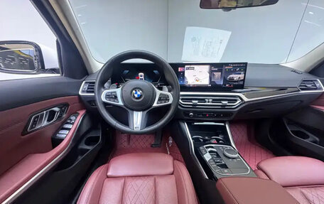 BMW 3 серия, 2023 год, 4 050 000 рублей, 10 фотография