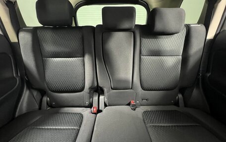 Mitsubishi Outlander III рестайлинг 3, 2015 год, 1 725 000 рублей, 16 фотография