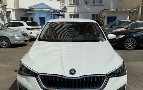 Skoda Rapid II, 2021 год, 1 650 000 рублей, 2 фотография
