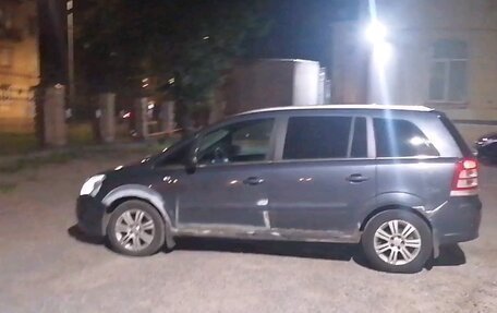 Opel Zafira B, 2009 год, 650 000 рублей, 9 фотография