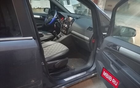 Opel Zafira B, 2009 год, 650 000 рублей, 13 фотография