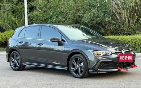 Volkswagen Golf VIII, 2023 год, 2 300 000 рублей, 3 фотография