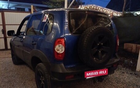 Chevrolet Niva I рестайлинг, 2006 год, 400 000 рублей, 3 фотография