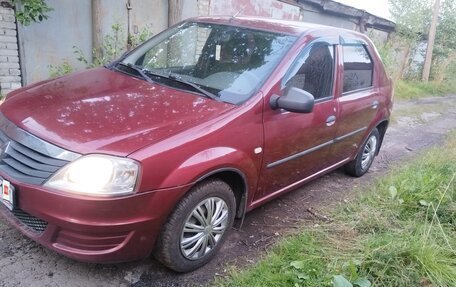 Renault Logan I, 2011 год, 300 000 рублей, 2 фотография