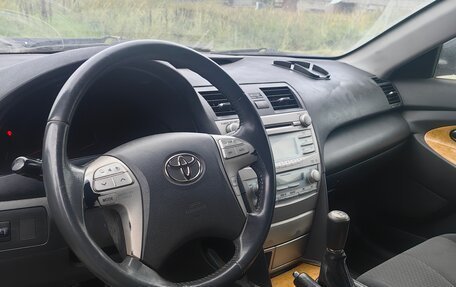 Toyota Camry, 2007 год, 860 000 рублей, 2 фотография