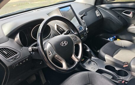 Hyundai ix35 I рестайлинг, 2013 год, 2 000 000 рублей, 8 фотография