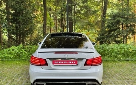 Mercedes-Benz E-Класс, 2013 год, 1 790 000 рублей, 4 фотография