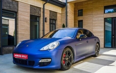 Porsche Panamera II рестайлинг, 2010 год, 3 499 999 рублей, 2 фотография
