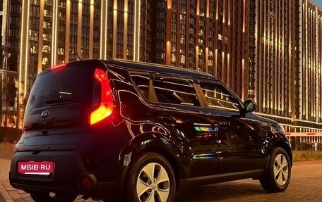 KIA Soul II рестайлинг, 2016 год, 1 300 000 рублей, 10 фотография