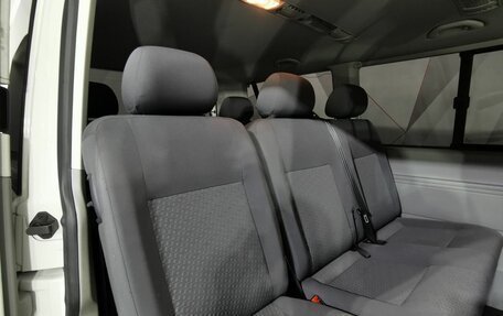 Volkswagen Caravelle T5, 2013 год, 1 709 150 рублей, 15 фотография