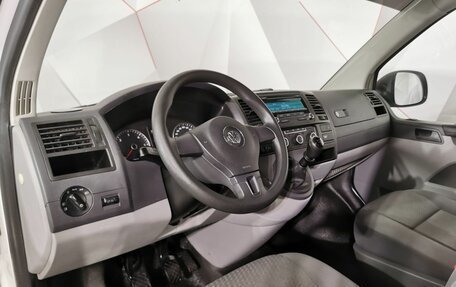 Volkswagen Caravelle T5, 2013 год, 1 709 150 рублей, 17 фотография