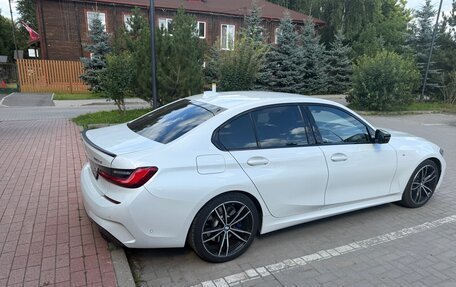 BMW 3 серия, 2019 год, 3 400 000 рублей, 3 фотография