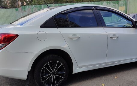 Chevrolet Cruze II, 2010 год, 490 000 рублей, 4 фотография