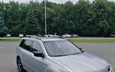 Mitsubishi Outlander III рестайлинг 3, 2007 год, 590 000 рублей, 3 фотография