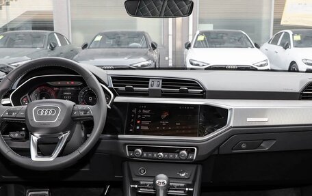 Audi Q3, 2026 год, 3 800 000 рублей, 13 фотография