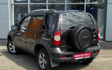Chevrolet Niva I рестайлинг, 2015 год, 515 000 рублей, 5 фотография