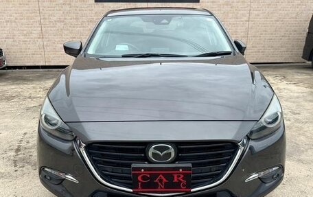 Mazda Axela, 2017 год, 950 000 рублей, 2 фотография