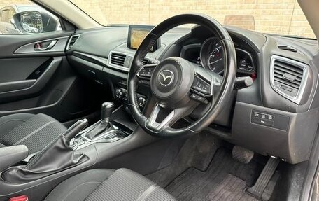 Mazda Axela, 2017 год, 950 000 рублей, 9 фотография