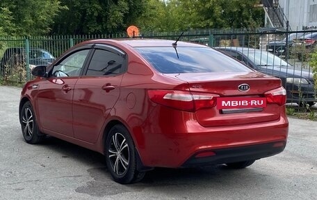 KIA Rio III рестайлинг, 2012 год, 700 000 рублей, 3 фотография