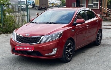 KIA Rio III рестайлинг, 2012 год, 700 000 рублей, 2 фотография