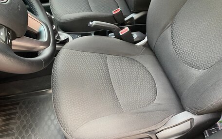 KIA Rio III рестайлинг, 2012 год, 700 000 рублей, 8 фотография