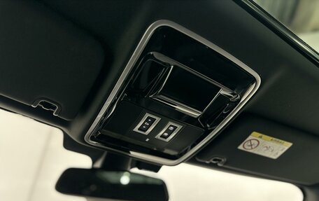 Land Rover Range Rover IV рестайлинг, 2015 год, 3 350 000 рублей, 30 фотография