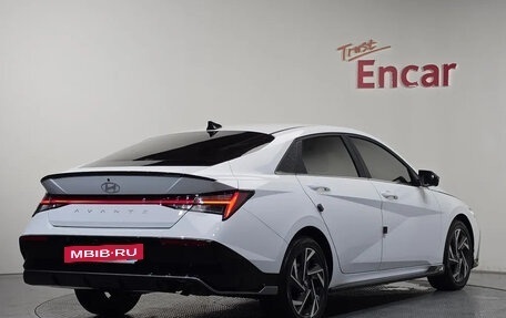 Hyundai Avante, 2023 год, 1 670 000 рублей, 4 фотография